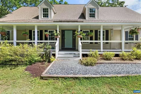 361 Foster Trl, Louisa, VA 23093