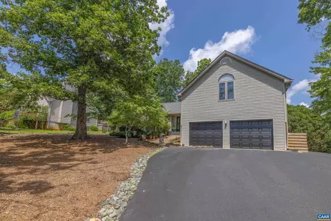 22 Brougham Rd, Palmyra, VA 22963