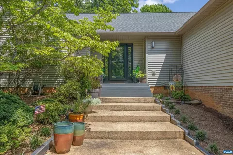 22 Brougham Rd, Palmyra, VA 22963 photo 4
