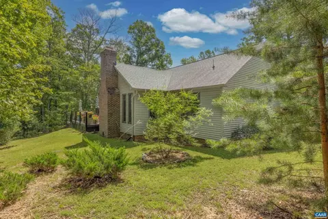 22 Brougham Rd, Palmyra, VA 22963 photo 6