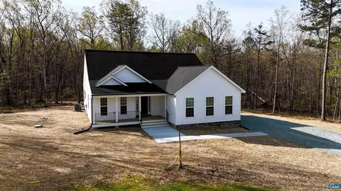 88 Martin Village Rd #MV 16D, Louisa, VA 23093