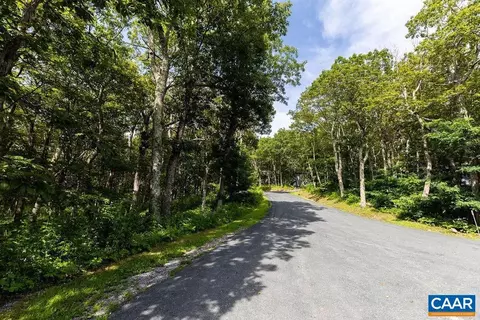 80 Beech Dr #55, Wintergreen Resort, VA 22967