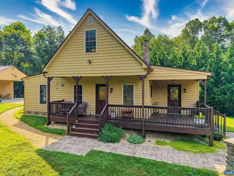 1505 Bell Hill Rd, Big Island, VA 24526
