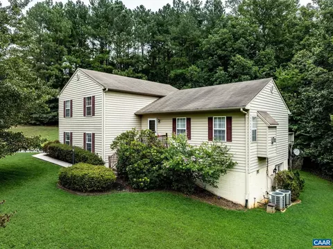 26 Magnolia Ct, Barboursville, VA 22923