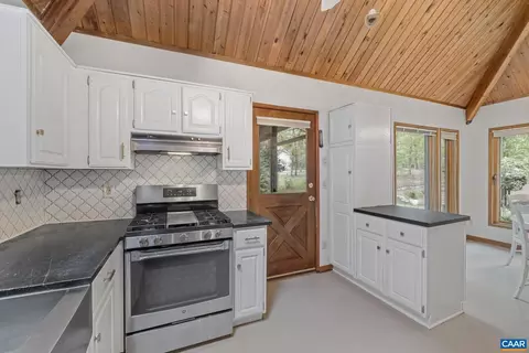 13 Axle Tree Rd, Palmyra, VA 22963 photo 38