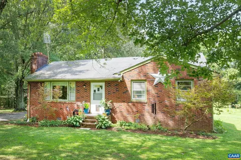 7714 Blenheim Rd, Scottsville, VA 24590