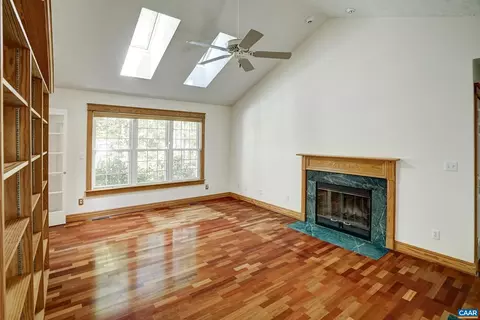 Living - 22 Whippoorwill Ln, Palmyra, VA 22963 photo 3 of 5