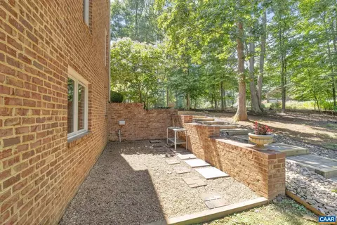 Exterior - 186 E Terrell Rd, Charlottesville, VA 22901 photo 13 of 18