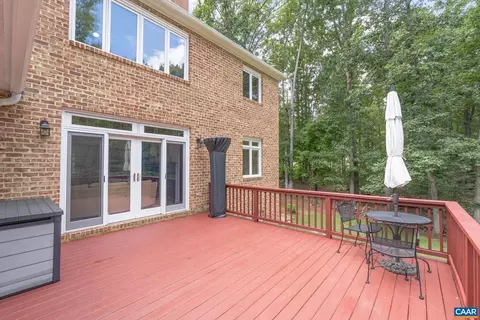 Exterior - 186 E Terrell Rd, Charlottesville, VA 22901 photo 7 of 18