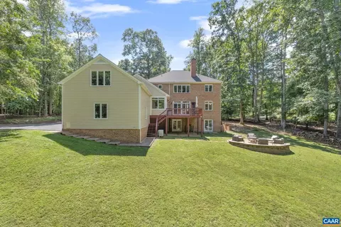 Exterior - 186 E Terrell Rd, Charlottesville, VA 22901 photo 10 of 18