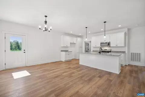 2171 E River Rd, Fork Union, VA 23055 photo 9