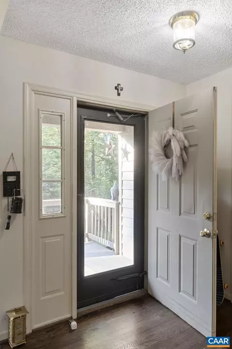 2 Barkley Ln, Palmyra, VA 22963 photo 3
