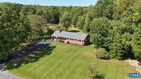4293 Hamm Rd, Barboursville, VA 22923