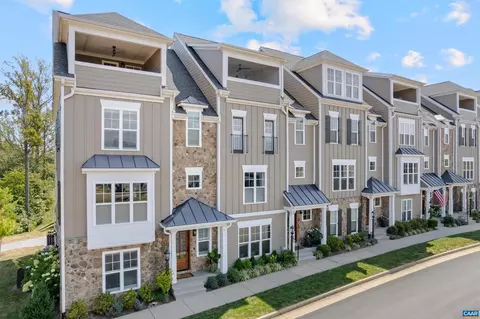 5453 Golf Dr, Crozet, VA 22932