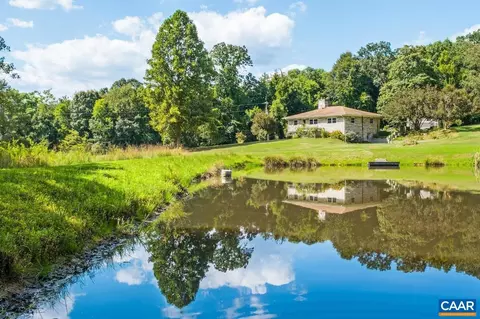 594 High Peak Ln, Shipman, VA 22971