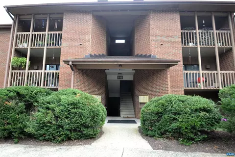 116 Turtle Creek Rd #2, Charlottesville, VA 22901