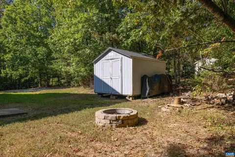 24 Hatchechubee Rd, Palmyra, VA 22963 photo 10