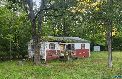 2655 Cumberland Rd #5 & 6, Farmville, VA 23901