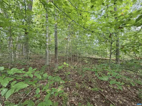 230 Beech Nut Dr #951 & 952, Louisa, VA 23093
