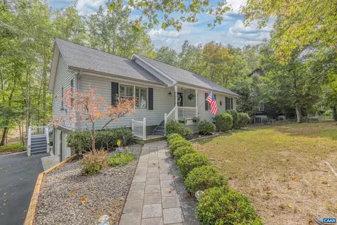 9 Brougham Rd, Palmyra, VA 22963 photo 3