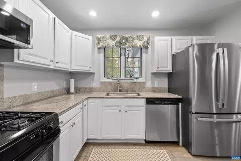 9 Brougham Rd, Palmyra, VA 22963 photo 16