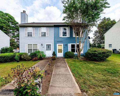 2045 Commonwealth Dr, Charlottesville, VA 22901