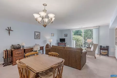 1264 Maple View Dr, Charlottesville, VA 22902 photo 6