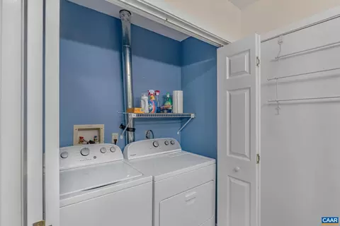 1264 Maple View Dr, Charlottesville, VA 22902 photo 17