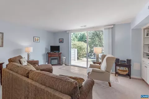 1264 Maple View Dr, Charlottesville, VA 22902 photo 5