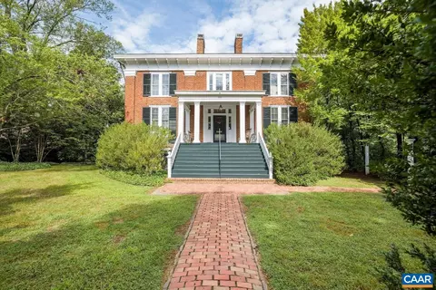 521 N 1st St, Charlottesville, VA 22902