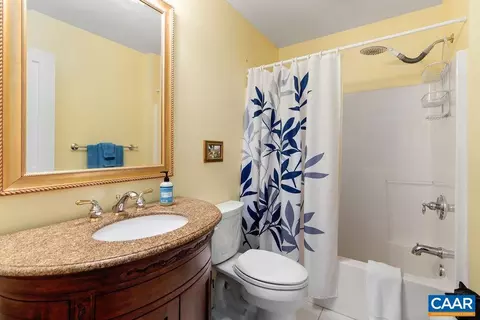 Bath - 549 Devils Knob Loop, Wintergreen Resort, VA 22967 photo 6 of 6