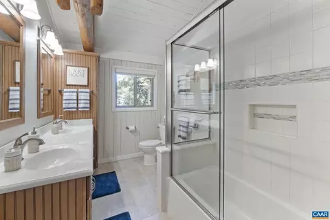 Bath - 10 Pineknoll Cir, Palmyra, VA 22963 photo 1 of 4