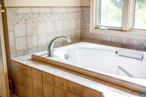 Bath - 477 Gidsville Rd, Amherst, VA 24521 photo 8 of 8