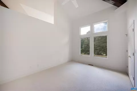 Bedroom - 477 Gidsville Rd, Amherst, VA 24521 photo 4 of 5