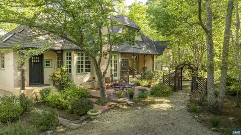 4414 Mt Alto Rd, Esmont, VA 22937
