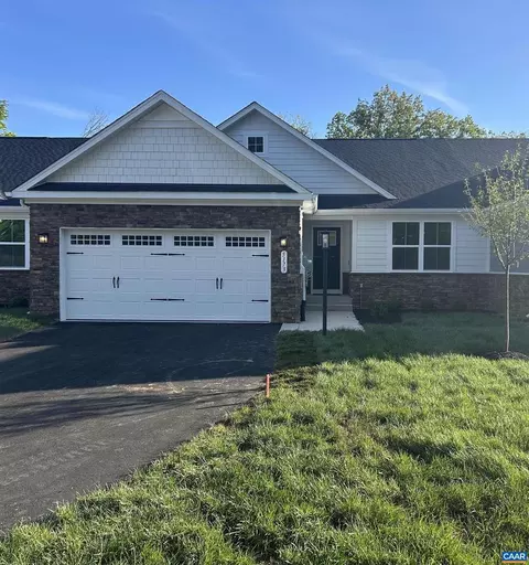 5173 Lazy Branch Ln, Keswick, VA 22947
