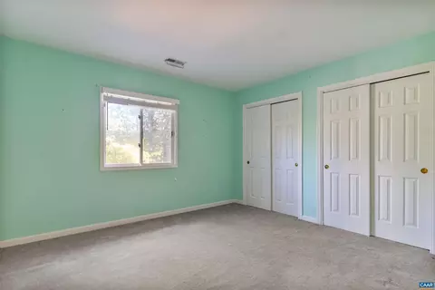 Bedroom - 27 Fairway Dr, Palmyra, VA 22963 photo 2 of 7