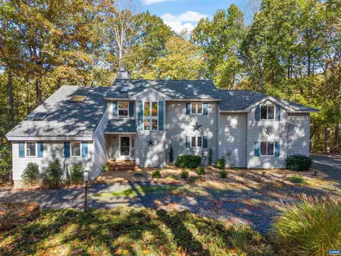 Exterior - 27 Fairway Dr, Palmyra, VA 22963 photo 2 of 11