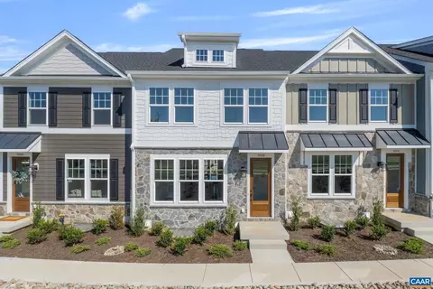 5008 Lindley Pl, Charlottesville, VA 22901