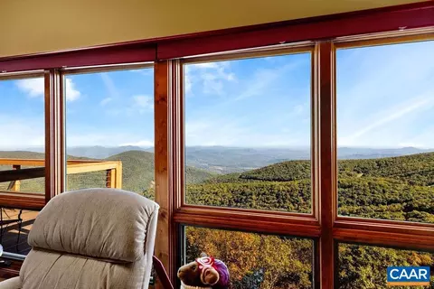 1536 Cliffs Condos, Wintergreen Resort, VA 22967 photo 4