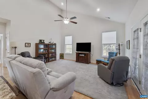 82 Crape Myrtle Dr, Palmyra, VA 22963 photo 12