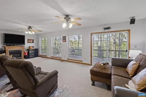 60 Chippewa Ln, Palmyra, VA 22963 photo 2