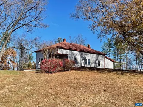 181 Church Hill Rd, Etlan, VA 22719