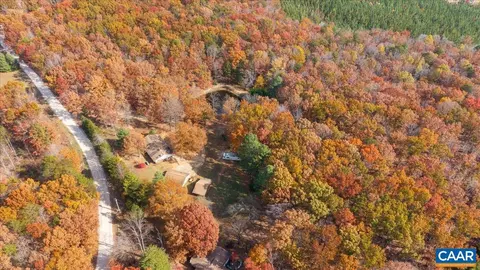 View/Area - 391 Pond Rd, Buckingham, VA 23921 photo 5 of 6