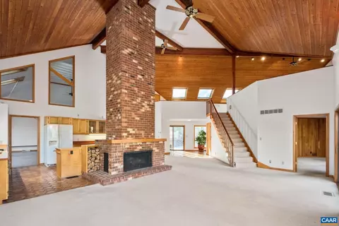 298 Courthouse Mountain Ln, Madison, VA 22727