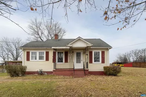 1007 Sherwood Ave, Waynesboro, VA 22980