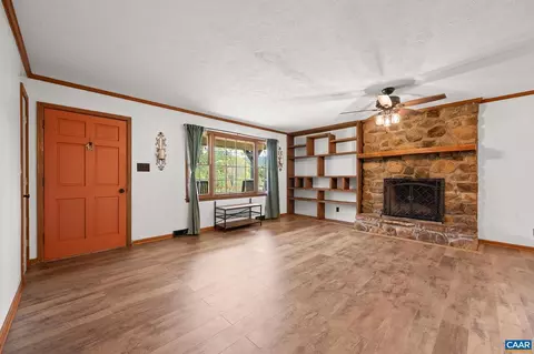 Living - 2632 Wagon Trail Rd, Monroe, VA 24574 photo 4 of 6