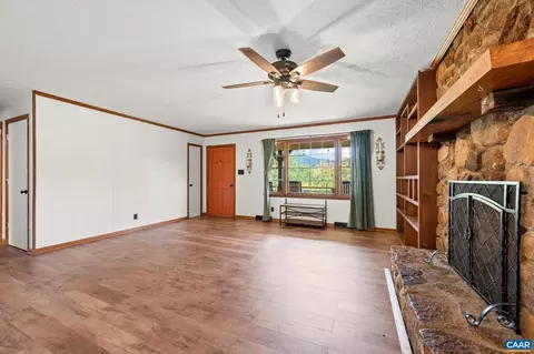 Living - 2632 Wagon Trail Rd, Monroe, VA 24574 photo 3 of 6