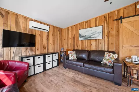 Living - 2632 Wagon Trail Rd, Monroe, VA 24574 photo 6 of 6