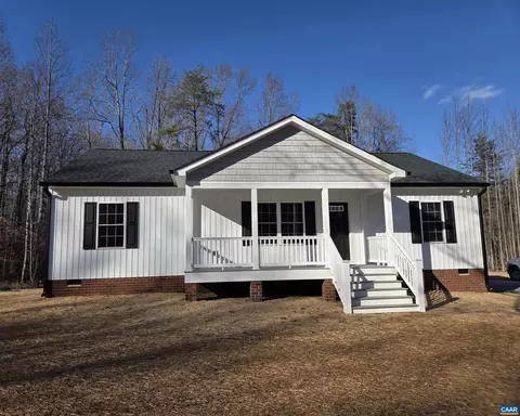115 Busbees Point Rd, Bumpass, VA 23024